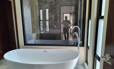 CASA EN VENTA EN FRACCIONAMIENTO HACIENDA DEL ROSARIO