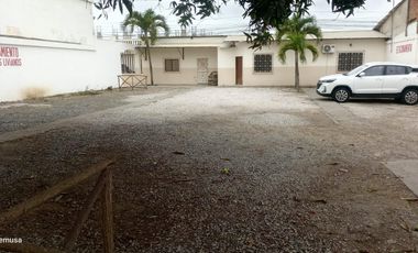 Vendo terreno en el centro de playa a una cuadra de la playa  KatS