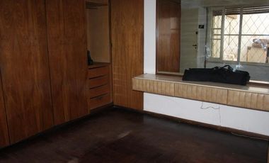 BV AVELLANEDA AL 2500 - VENTA DE CASA DE 5 DORMITORIOS EN ROSARIO BELLA VISTA