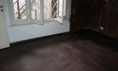 BV AVELLANEDA AL 2500 - VENTA DE CASA DE 5 DORMITORIOS EN ROSARIO BELLA VISTA