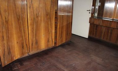 BV AVELLANEDA AL 2500 - VENTA DE CASA DE 5 DORMITORIOS EN ROSARIO BELLA VISTA