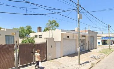 Edificio Comercial en venta - 2 Locales - Departamento - 200Mts2 - Merlo