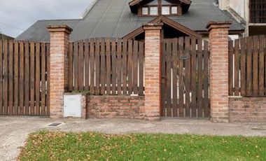 CASA TRES AMBIENTES EN JOSE MARMOL