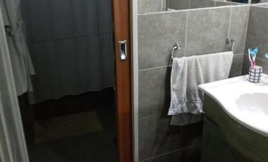 CASA TRES AMBIENTES EN JOSE MARMOL