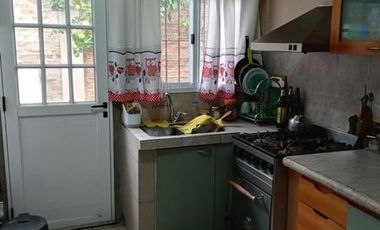 CASA TRES AMBIENTES EN JOSE MARMOL