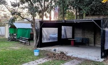 Casa en venta - 3 Dormitorios 3 Baños - Berazategui