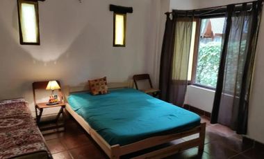 Casa en venta - 4 Dormitorios 2 Baños - Santa Teresita