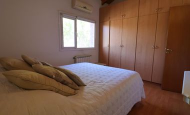 Casa en  3 dormitorios en Barrio Manzanar