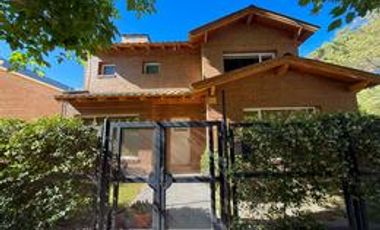 Casa en  3 dormitorios en Barrio Manzanar