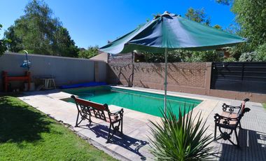 Casa en  3 dormitorios en Barrio Manzanar