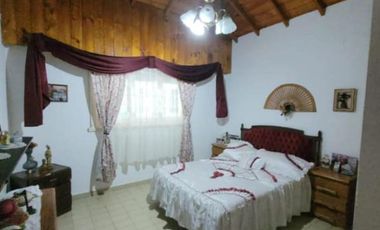 Casa en venta - 2 Dormitorios 3 Baños - Sierra de Los Padres