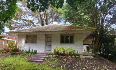 Casa en venta - 2 Dormitorios 3 Baños - Sierra de Los Padres