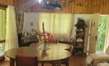 Casa en venta - 2 Dormitorios 3 Baños - Sierra de Los Padres