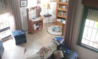 Casa en venta - 2 Dormitorios 2 Baños - Cochera - 480Mts2 - Arguello