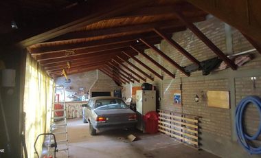 Casa en venta - 2 Dormitorios 2 Baños - Cochera - 480Mts2 - Arguello