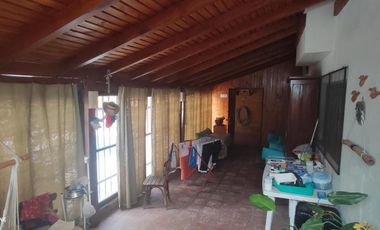 Casa en venta - 2 Dormitorios 2 Baños - Cochera - 480Mts2 - Arguello