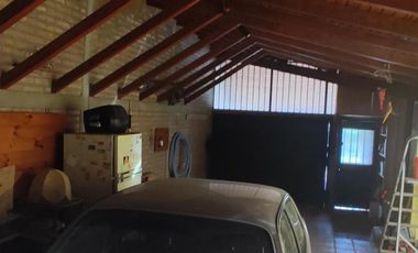 Casa en venta - 2 Dormitorios 2 Baños - Cochera - 480Mts2 - Arguello