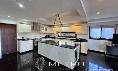 VENTA CASA 8 AMBIENTES A LA LAGUNA NUEVO QUILMES