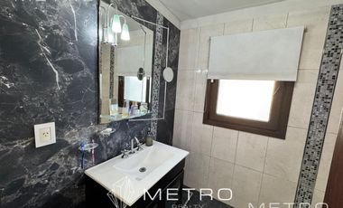 VENTA CASA 8 AMBIENTES A LA LAGUNA NUEVO QUILMES