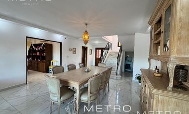 VENTA CASA 8 AMBIENTES A LA LAGUNA NUEVO QUILMES