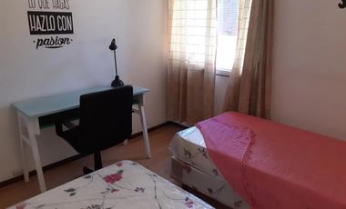 Casa en venta - 3 Dormitorios 1 Baño - Allen