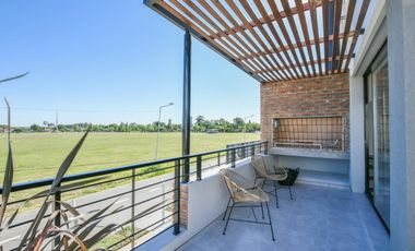 Casa 2 dormitorios en venta, Salida Terraza exclusiva con parrillero - Granadero Baigorria