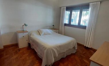Casa en venta - 3 Dormitorios 2 Baños - Munro