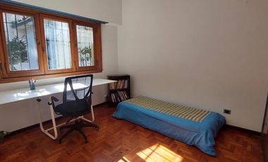 Casa en venta - 3 Dormitorios 2 Baños - Munro
