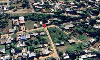 Casa en venta . 2 Dormitorios 1 Baño - 302Mts2 - Paraná