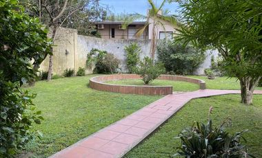 Departamento en venta de 3 ambientes en Adrogue