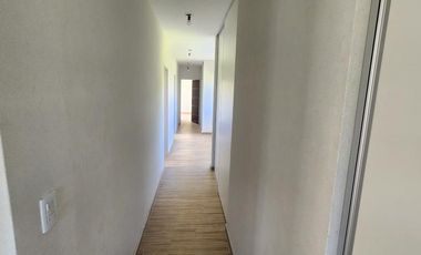 Casa en venta - 3 Dormitorios 4 Baños - Cochera - 650Mts2 - Hudson