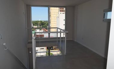 Venta departamento duplex dos ambientes en Zarate