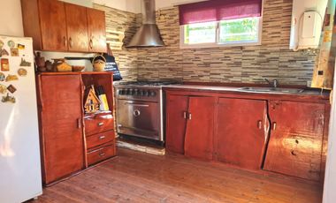 Casa en venta - 4 Dormitorios 2 Baños - Sierra de los Padres