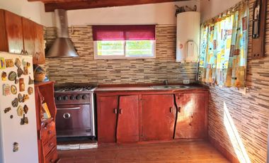 Casa en venta - 4 Dormitorios 2 Baños - Sierra de los Padres