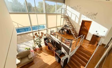 Casa en venta - 4 Dormitorios 4 Baños - 1.400Mts2 - La Plata- Gran Bell.