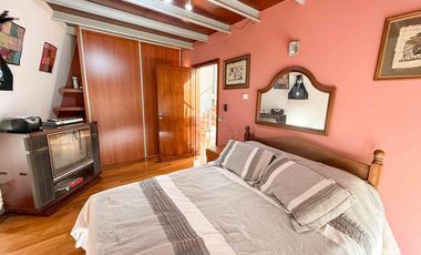 Casa en venta - 4 Dormitorios 4 Baños - 1.400Mts2 - La Plata- Gran Bell.