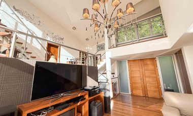 Casa en venta - 4 Dormitorios 4 Baños - 1.400Mts2 - La Plata- Gran Bell.