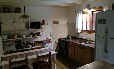 Casa en venta - 4 Dormitorios 2 Baños - Cochera - 487Mts2 - Mar del Tuyú