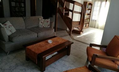 Casa en venta - 4 Dormitorios 2 Baños - Cochera - 487Mts2 - Mar del Tuyú