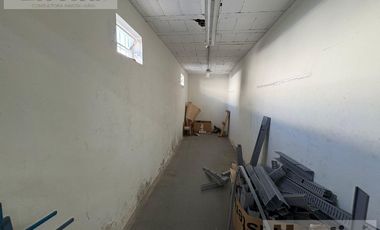 Galpon en Castelar sobre Tucuman al 2500