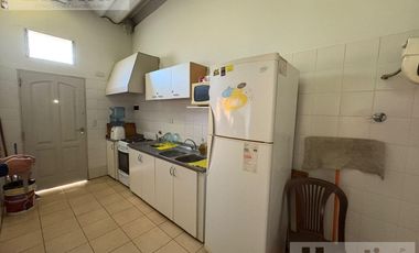 Galpon en Castelar sobre Tucuman al 2500