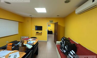 Galpon en Castelar sobre Tucuman al 2500