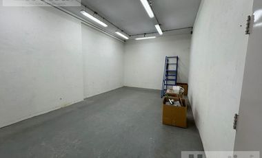 Galpon en Castelar sobre Tucuman al 2500