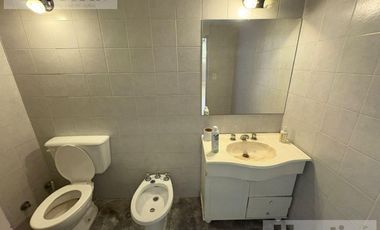 Galpon en Castelar sobre Tucuman al 2500