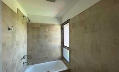 Alquiler, Casa, 4 dorm + Oficina + Dependencia, Altos del Chateau