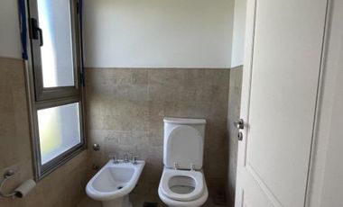 Alquiler, Casa, 4 dorm + Oficina + Dependencia, Altos del Chateau