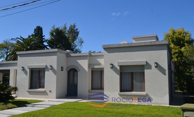 Casa en venta en Country Banco Provincia