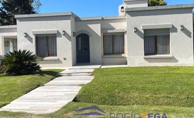 Casa en venta en Country Banco Provincia