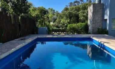 Complejo de cabañas en venta - 2 UFs - Sierra de Los Padres