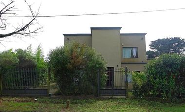 Casa en venta - 5 Dormitorios 3 Baños - Mar del Plata